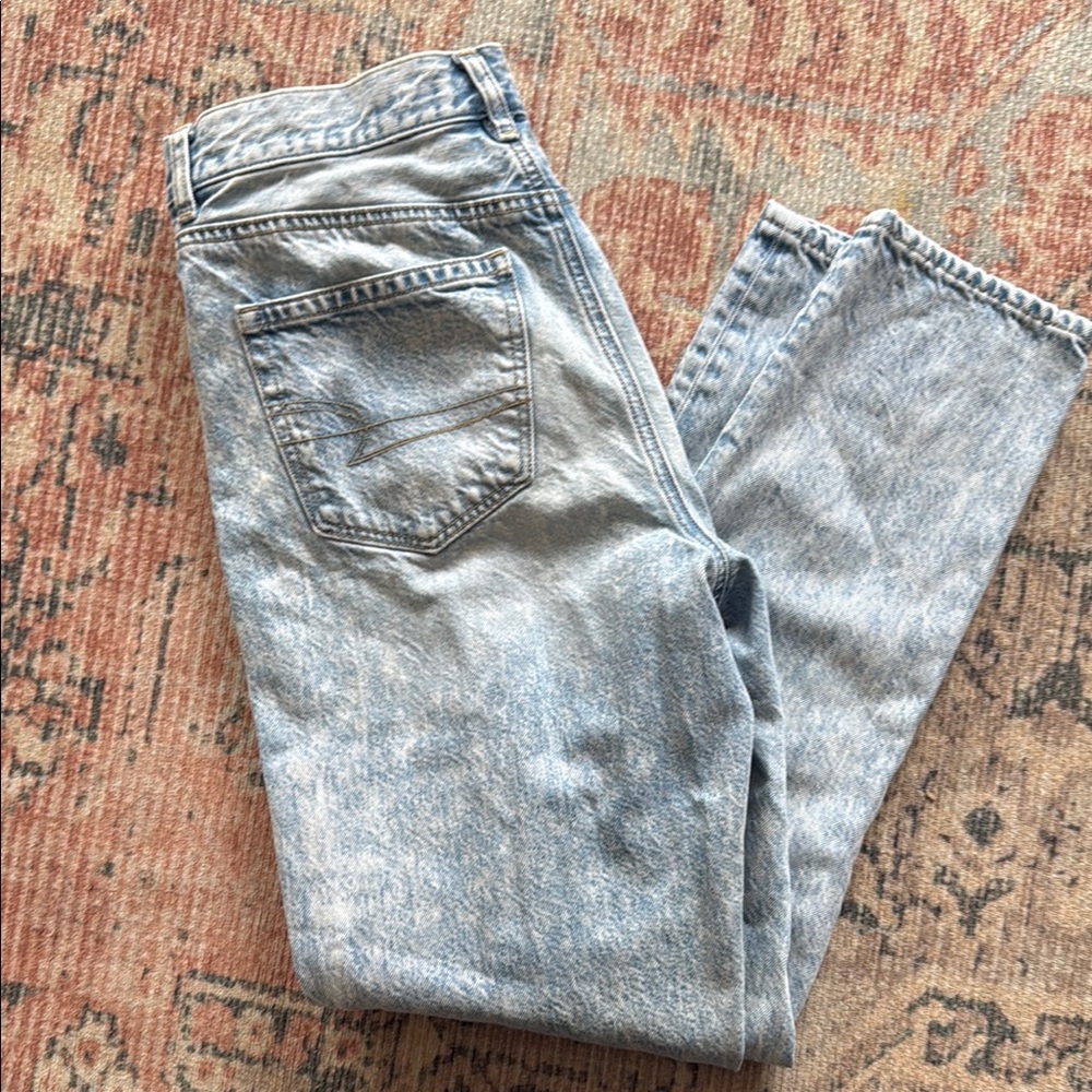 AE Mom Jeans